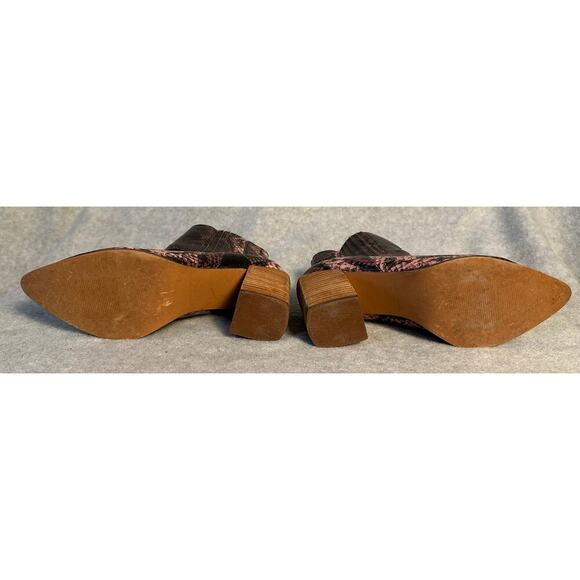 Steve Madden 8.5 Acton Chelsea Ankle Boot Snakeskin Pointed Toe Chunky Wood Heel - Picture 7 of 10